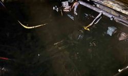 Van'da seyir halindeki otomobil yandı