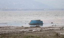 Yağışlar Sapanca Gölü'nde seviyeyi artırdı ancak risk hala devam ediyor