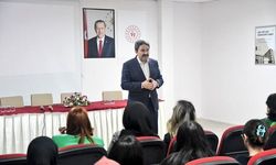 Yeşilay Eskişehir'de 'Bağımlılıkla Mücadele' semineri yaptı