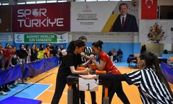 Yıldızlar bilek güreşi müsabakaları sona erdi