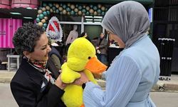 'Açılışa kuruyacak çiçeklerle değil çocukları sevindirecek oyuncaklarla gelin' çağrısı