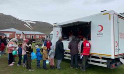 Ağrı'da deprem sonrası Kızılay sahada