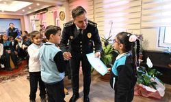 Ağrı'da öğrenciler Polis Haftası kapsamında emniyeti ziyaret etti