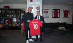 Ahmet Nur Çebi'den, TFF Başkanı Hacıosmanoğlu'na ziyaret