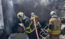 Antakya'da iş yeri alevlere teslim oldu