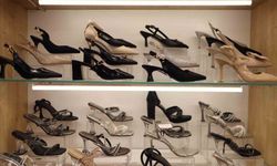 Ayakkabıcılarda kışlıklar raftan kalktı, yazlıklar geldi