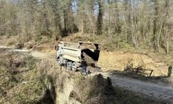 Ayancık'ta heyelan sonrası yol güvenliği yeniden sağlandı