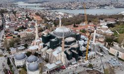 Ayasofya'da dev restorasyonda kritik aşama: Kubbe kapatılıyor