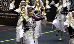 Aydın Büyükşehir Belediyesi Halk Oyunları ekibinden birincilik