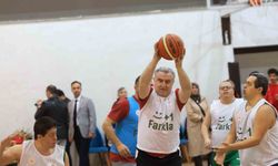 Bakan Bak: 'Özel sporcular bizim için çok kıymetli'