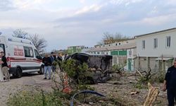 Bandırma'da takla atan otomobil sürücüsü yaralandı