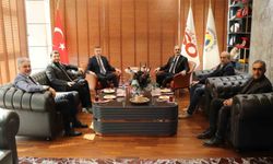 Başkan Alan, 'Üniversite ve iş dünyası arasında yapılacak her türlü iş birliğinde üzerimize düşeni yapmaya hazırız'