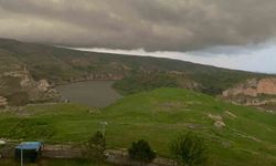 Batman'da sağanak sele neden odu, AVM girişinde tavan çöktü