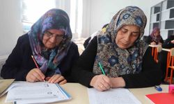 Battalgazi'de yaşlı vatandaşlara okuma yazma desteği