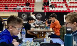 Bilecik'te 23 Nisan satranç turnuvası tamamlandı