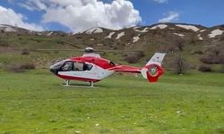 Bitlis'te kayalıklardan düşen genç için helikopter ambulans havalandı