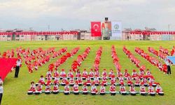 Bozdoğan'da 23 Nisan yağmura rağmen coşkuyla kutlandı