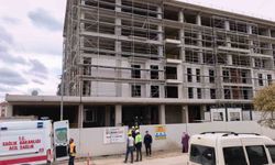 Bursa'da inşaatın 2. katından düşen işçi yaralandı