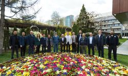 Büyükşehir'den afetlere dirençli kent hedefi: Başkan Büyükkılıç akademik heyetle bir araya geldi