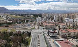 Büyükşehir'in Kartal Katlı Kavşağı Projesi'nde yoğun mesai