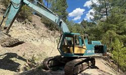 Çameli Belediyesi heyelan sonucu kapanan yolları ulaşıma açtı