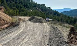 Çameli Belediyesinden aralıksız yol çalışması