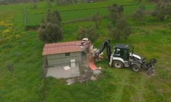 Çanakkale'de 21 kaçak yapı yıkıldı