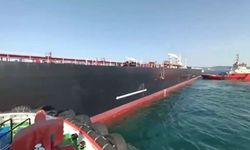 Çanakkale'de sürüklenen tanker demirletildi