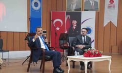 Çanakkale'den Bitlis'e 'Bir Milletin Fedakârlığı, Bir Bayrağın Hürriyeti' söyleşisi