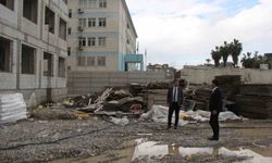 Cizre'de okul inşaatlarında inceleme