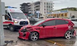 Denizli'de zincirleme trafik kazası: 4 yaralı