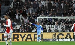 Devis Vasquez, ilk maçında kalesini gole kapadı