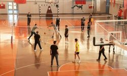 Diyadin'de kurumlar arası voleybol turnuvası başladı