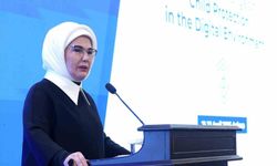 Emine Erdoğan: 'Özellikle teknoloji şirketlerinin hesap verebilir olmaları ve çocuk dostu tasarım yapmaları bir zorunluluktur'