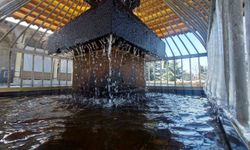 Erzurum'da 'dört mevsim' bir arada: Bir yanda kar esareti, bir yanda Palandöken'de kayak, bir yanda parklarda bahar keyfi, bir yanda buz tutan şadırvanlar