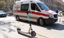 Eskişehir'de otomobil scooter'a çarptı