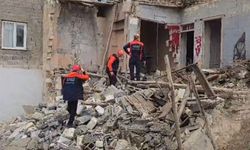 Gaziantep'te yoğun yağış sonrası kerpiç bina çöktü: 2 yaralı