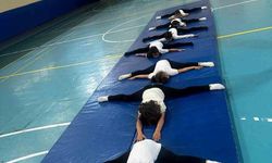 Geleceğin sporcuları antrenmanlarına devam ediyor