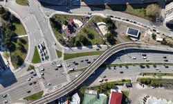 Gençlik Parkı yeni yüzüyle göz kamaştırıyor