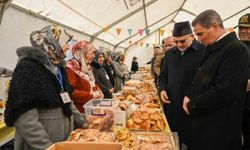 Hayır çarşısı bu kez 'İki İnsan Bir Hayat' için açıldı