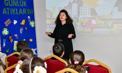 İlkokul öğrencileri geri dönüşümü yerinde öğrendi