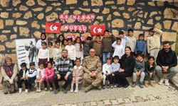 İpekyolu jandarmasından okullarda bayram mesaisi