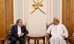 İran Dışişleri Bakanı Arakçi, Maskat'ta