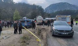 İş dönüşü yaşanan ve 7 kişinin hayatını kaybettiği feci kaza sonrası yol trafiğe açıldı