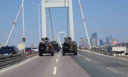 İstanbul'da Polis Haftası coşkusu: 15 Temmuz Şehitler Köprüsü'nden Sultanahmet'e görkemli kortej