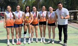 İzmir Ekonomi, denizde ve filede şampiyon