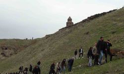 Kars'ta kırk kapılı şehir Ani'ye yoğun ilgi: 4 ayda 50 bin ziyaretçi