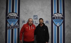 Kayseri Atletikspor Voleybol takımı 2. Lig yolunda