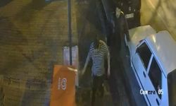 Kayseri'de 2 kişinin yaralandığı bıçaklı kavga kamerada