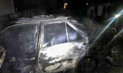 Keşan'da park halindeki otomobilde çıkan yangın söndürüldü
